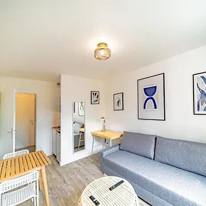 Le Petit Dauphine-studio Renove-sans Soucis Appartement