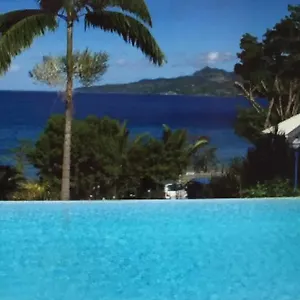 https://residence-vue-mer-avec-piscine-au-carbet.comcaribbean.com