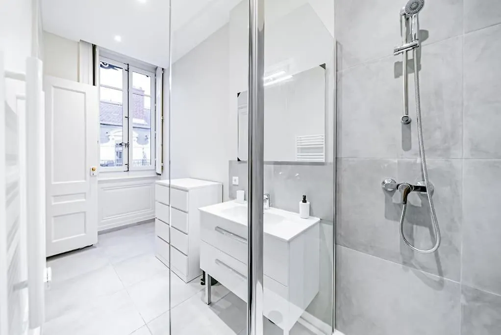 Appartement Bellecour - Emplacement Prime Lyon 0*,